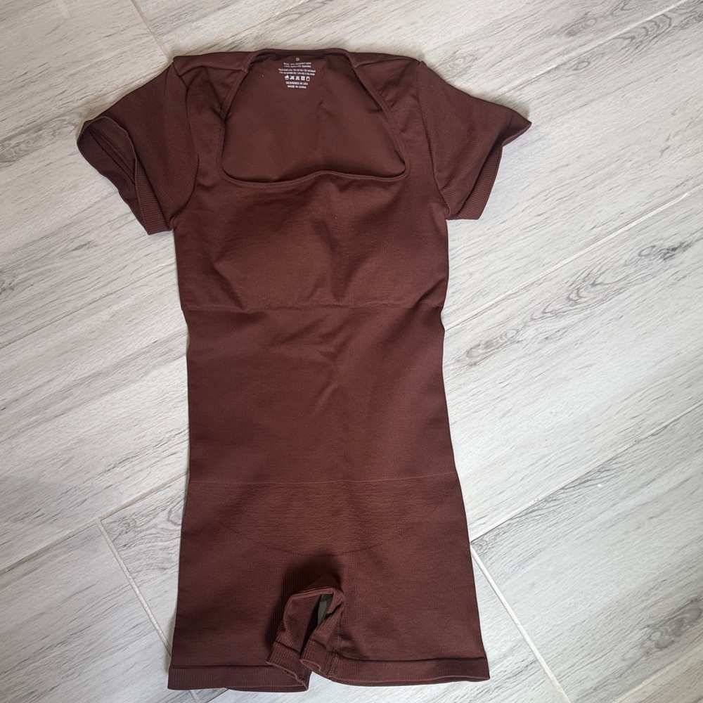 Brown Short Sleeve Bodysuit
